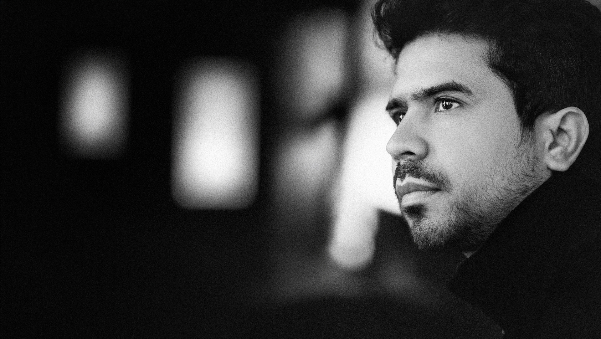 Portrait of Ismael Morelos in the studio